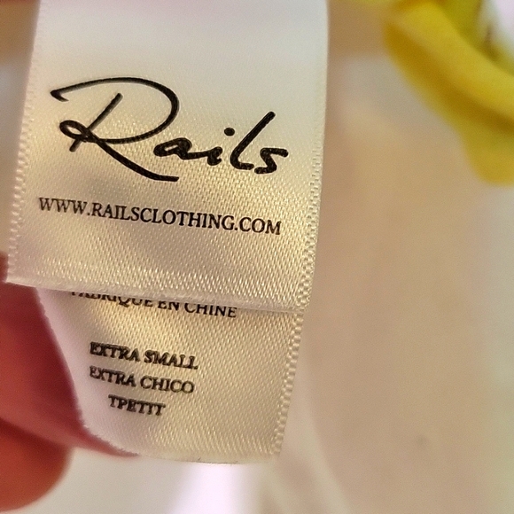 Rails Linen Lemon Sundress - Picture 10 of 12